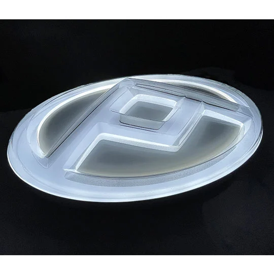 maxus dealership sign