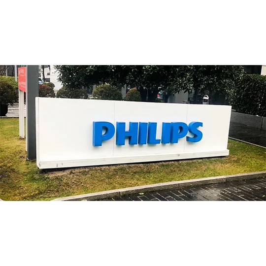 metal luminous characters5