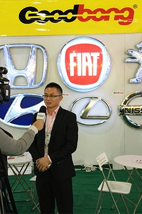 car dealerships signs